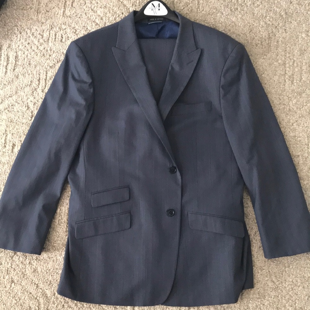 Tommy Hilfiger Suit